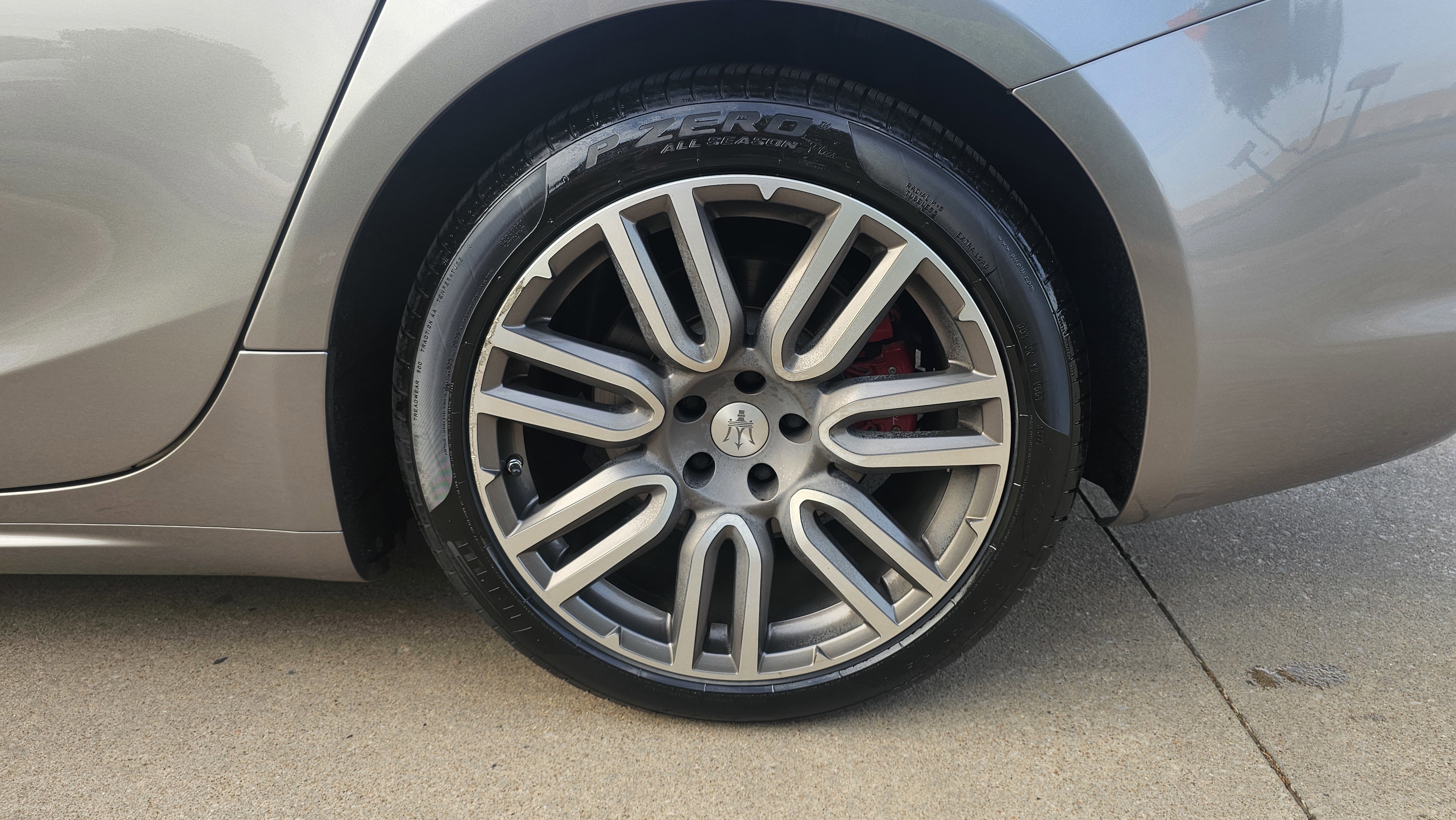 Used 2018 Maserati Ghibli GranLusso image 14