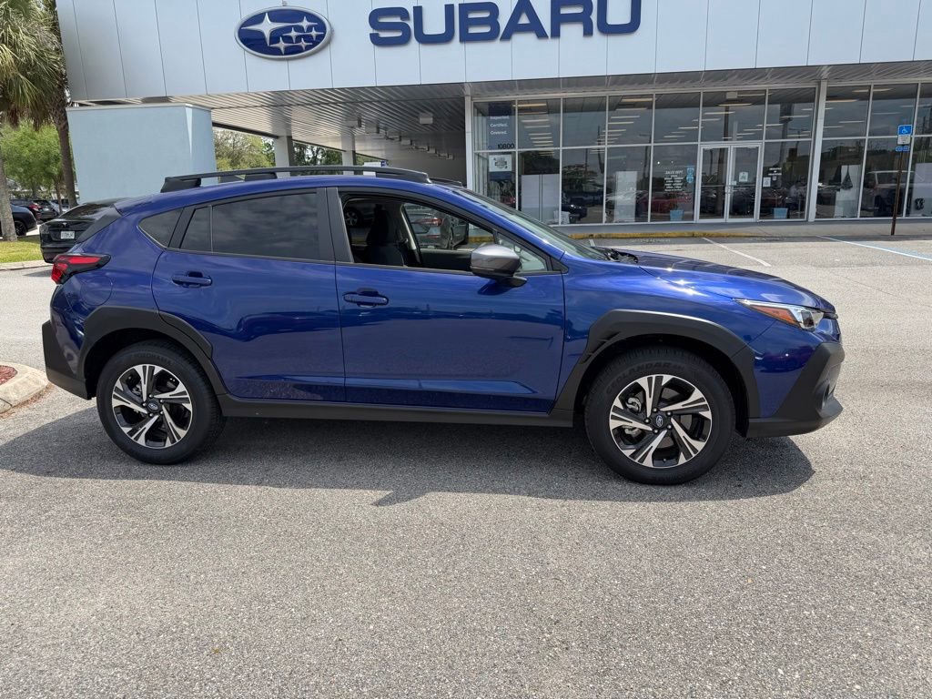 Used 2025 Subaru Crosstrek 2.0i Premium AWD/4WD image 2