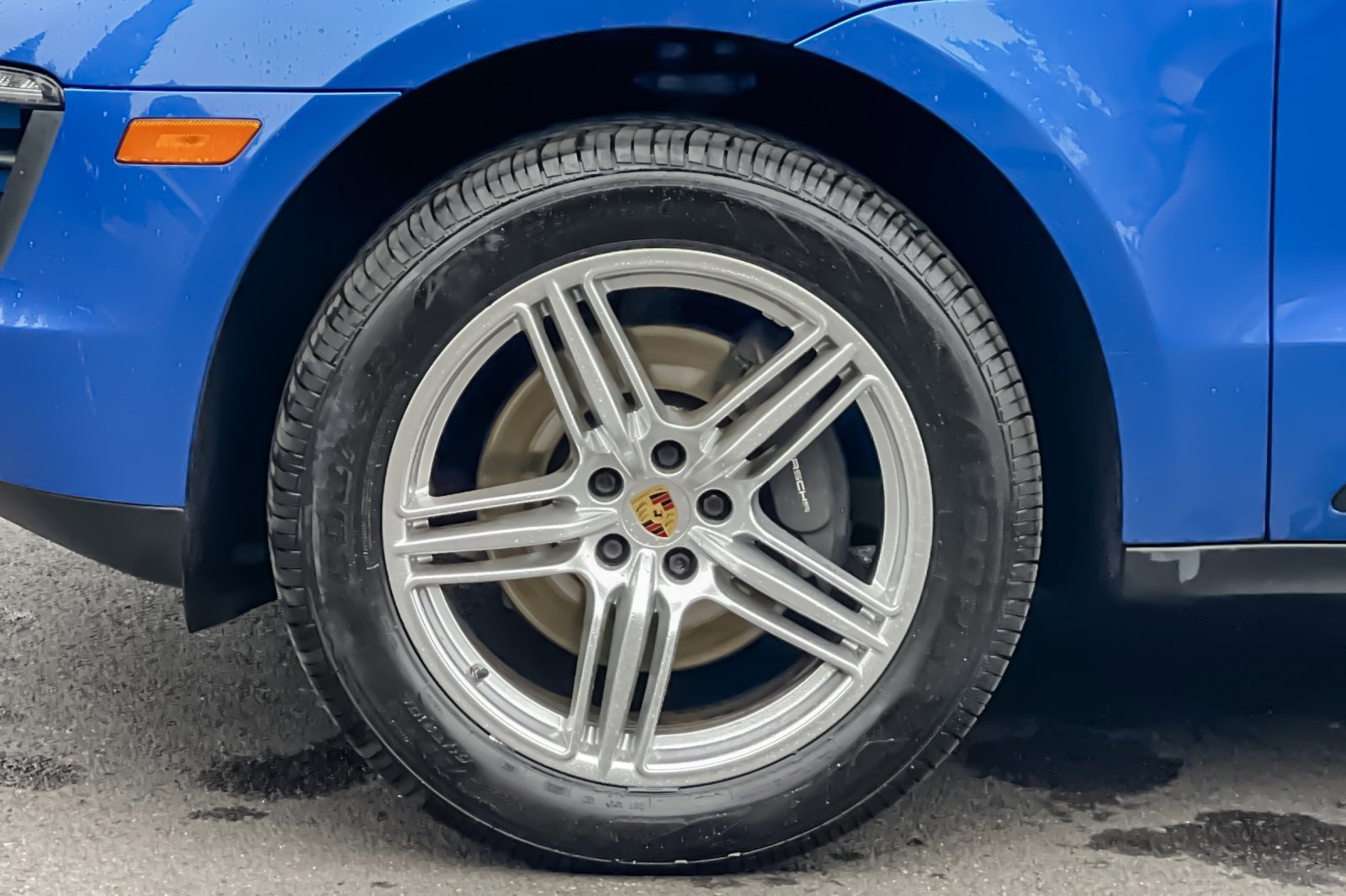 Used 2018 Porsche Macan image 39