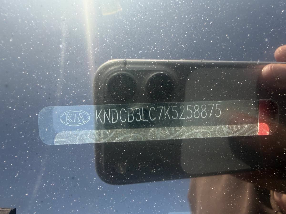 Used 2019 Kia Niro LX FWD image 18