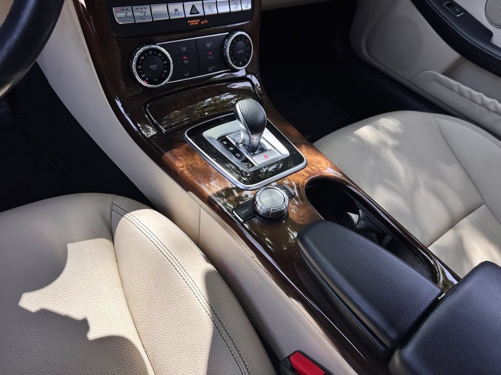 Used 2016 Mercedes-Benz SLK 300 image 12