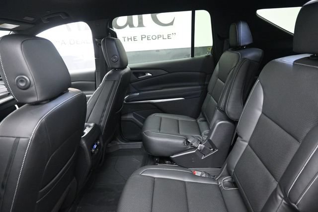 New 2026 Chevrolet Traverse LT w/ Midnight/Sport Edition FWD image 13
