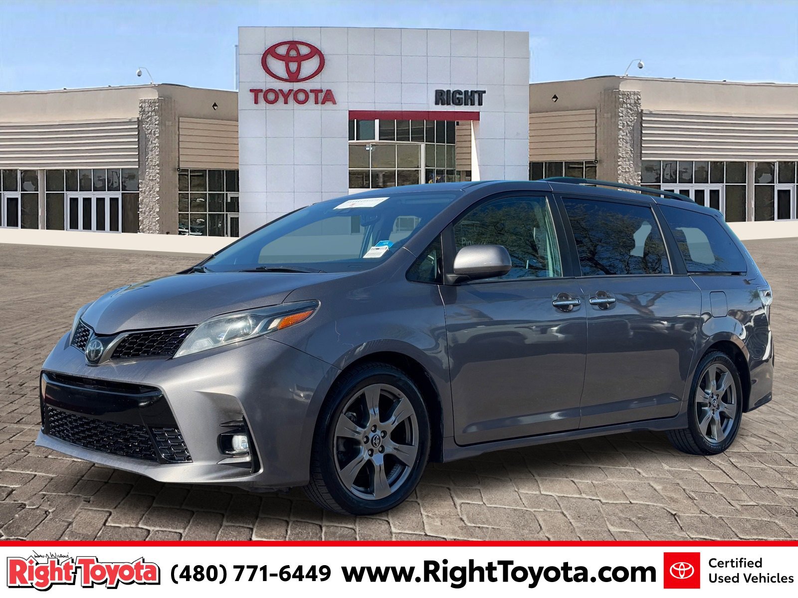 Certified 2019 Toyota Sienna SE Premium