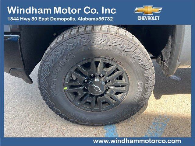 New 2026 Chevrolet Silverado 2500 ZR2 image 6