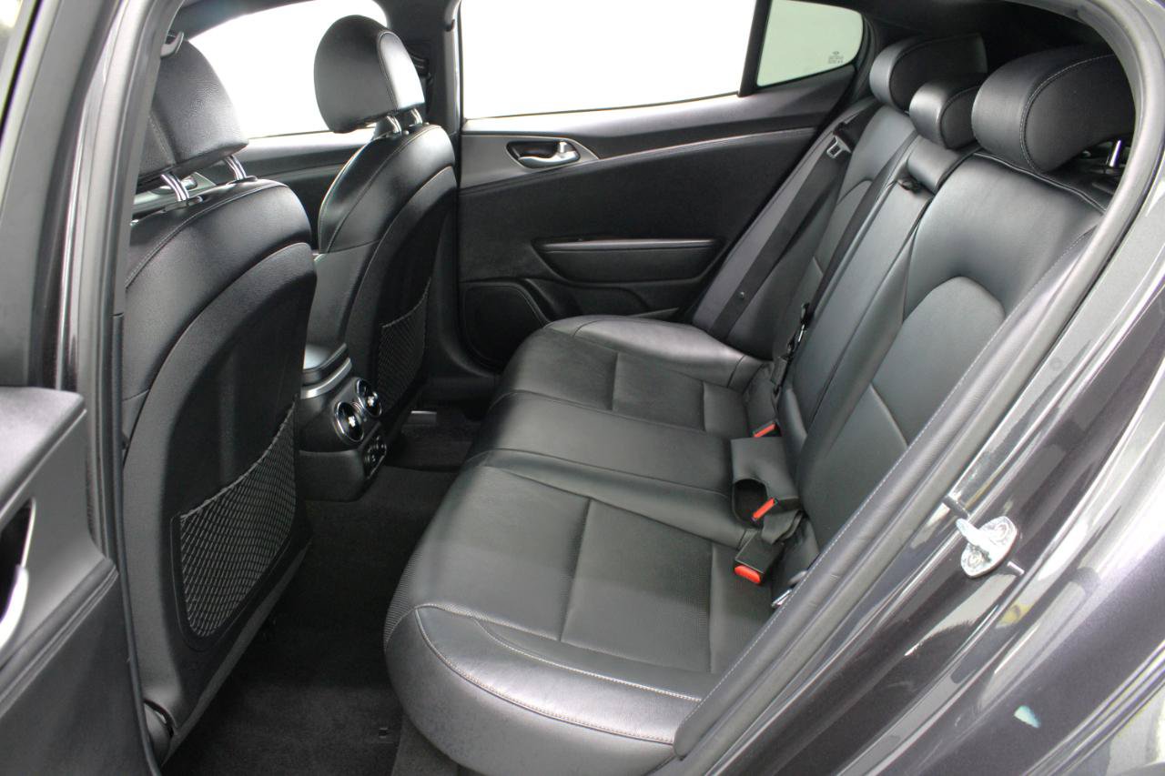 Used 2021 Kia Stinger GT RWD image 35