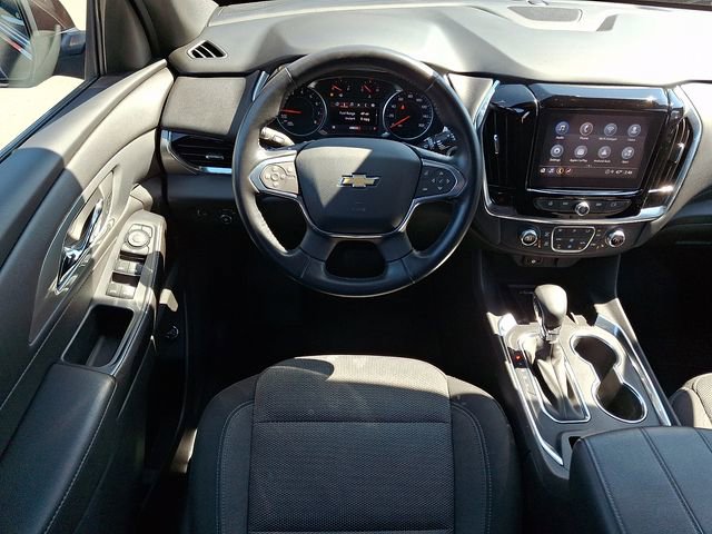 Used 2022 Chevrolet Traverse LT image 12
