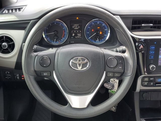 Used 2018 Toyota Corolla LE FWD image 28