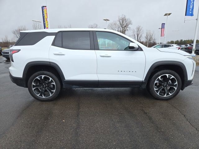 Used 2026 Chevrolet Equinox LT image 3