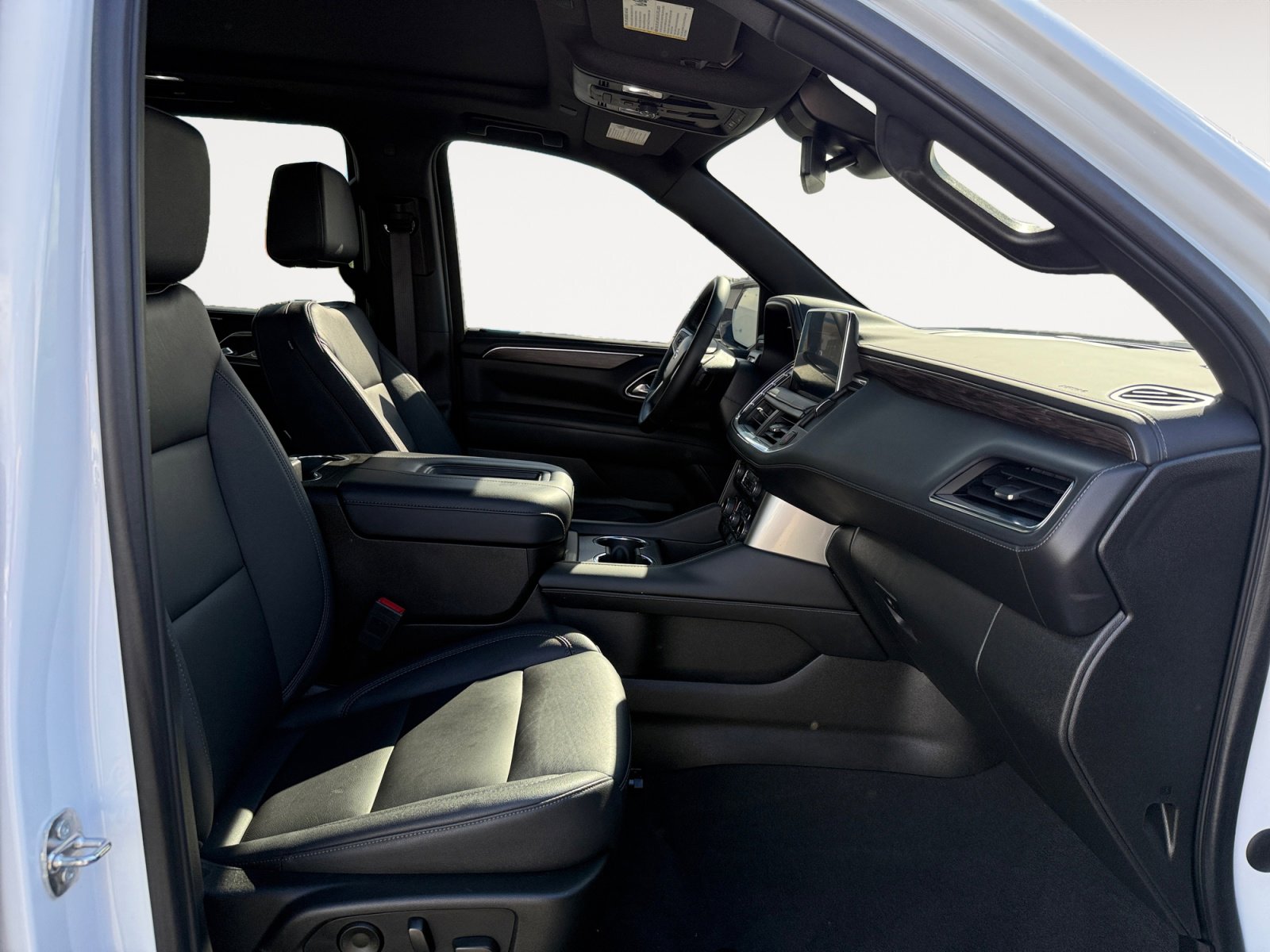 Used 2023 Chevrolet Tahoe Z71 w/ Z71 Off-Road Package image 19