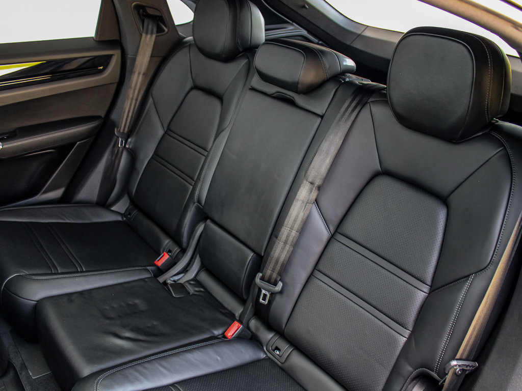 Used 2021 Porsche Cayenne Coupe AWD/4WD image 20