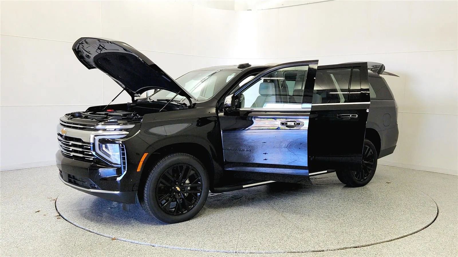 New 2026 Chevrolet Suburban Premier image 10