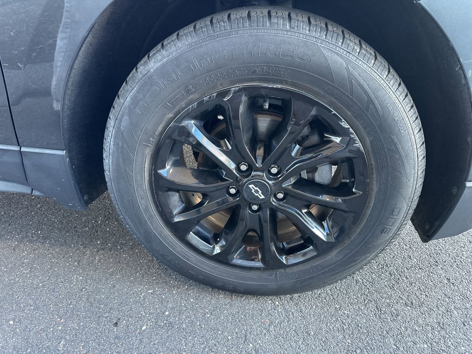 Used 2020 Chevrolet Equinox LS w/ LS Convenience Package image 12