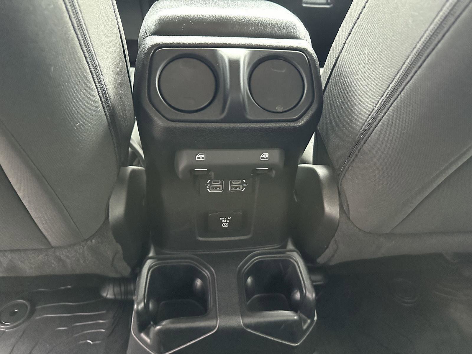 Used 2018 Jeep Wrangler Unlimited Sahara w/ Cold Weather Group image 22