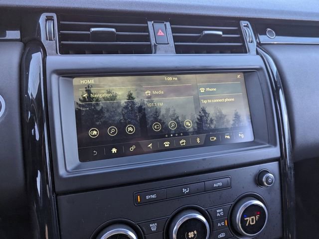 Used 2020 Land Rover Discovery SE image 25