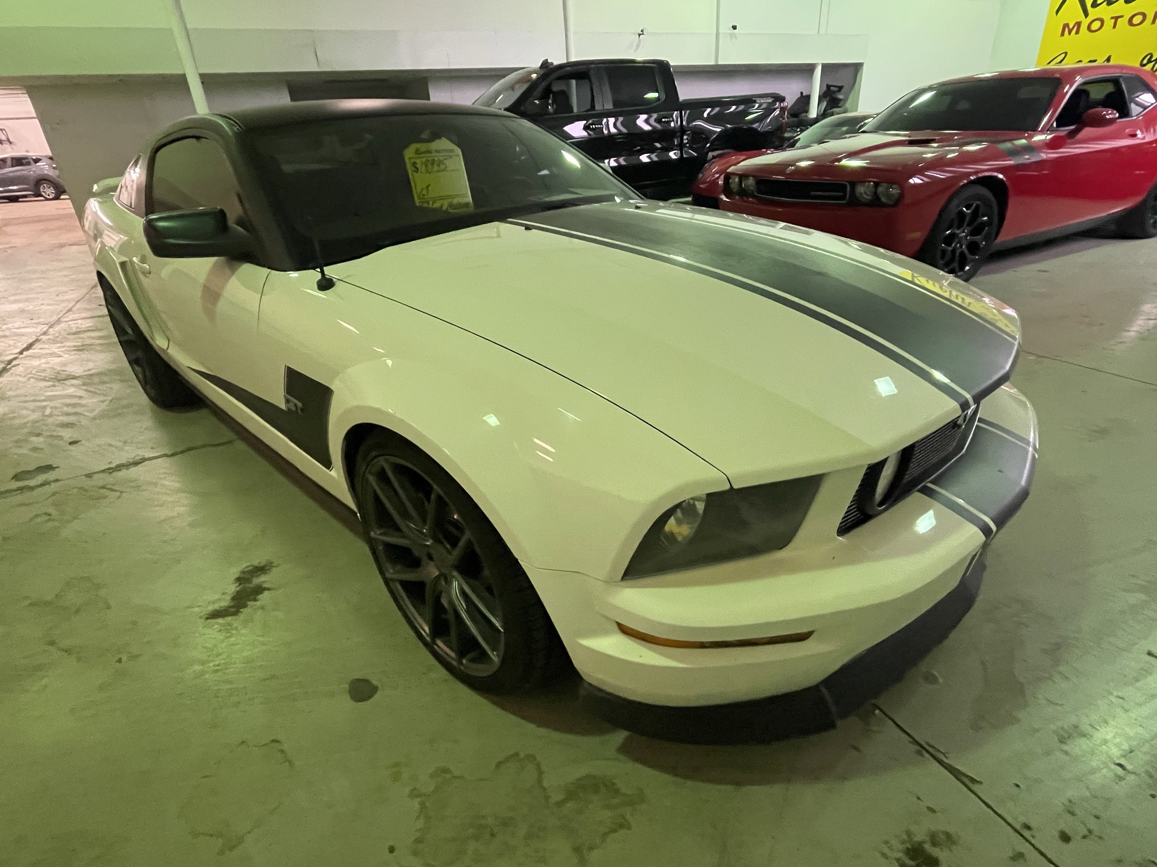 Used 2007 Ford Mustang GT image 2