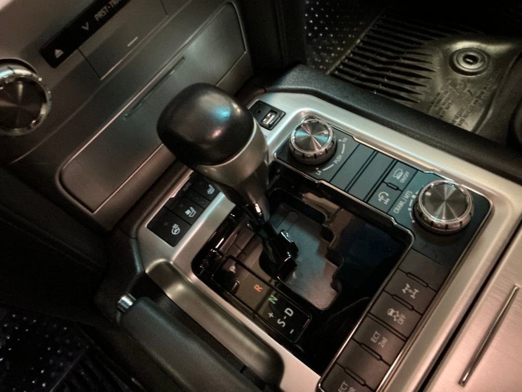 Certified 2021 Toyota Land Cruiser Heritage Edition image 23