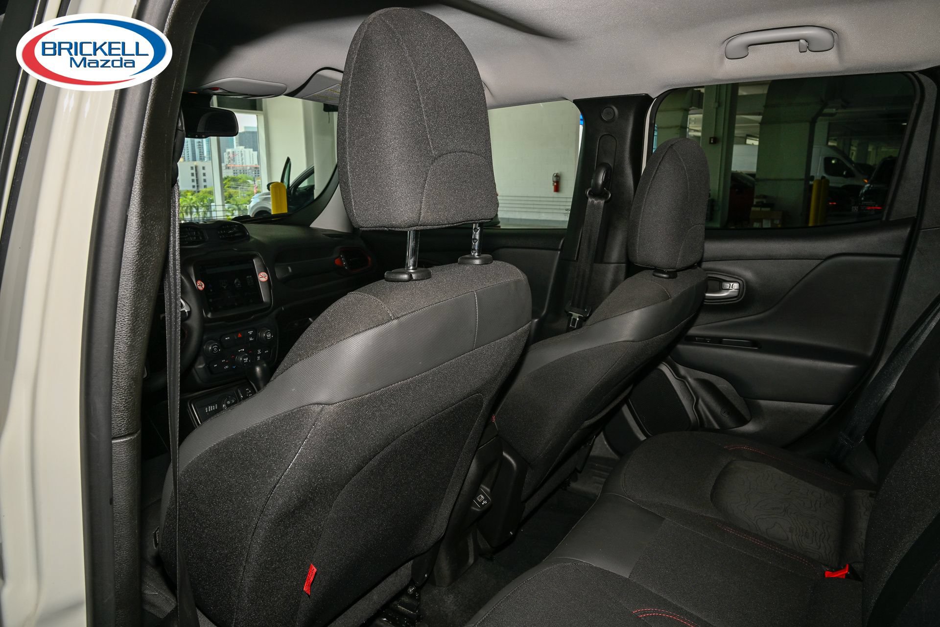 Used 2023 Jeep Renegade Trailhawk AWD/4WD image 18