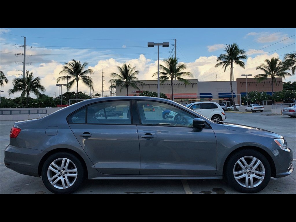 Used 2015 Volkswagen Jetta S w/ Welcome Package image 4