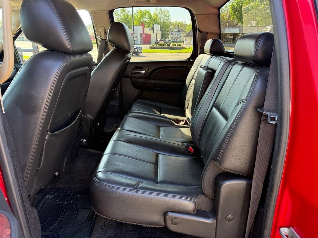 Used 2011 Chevrolet Silverado 3500 LTZ AWD/4WD image 12