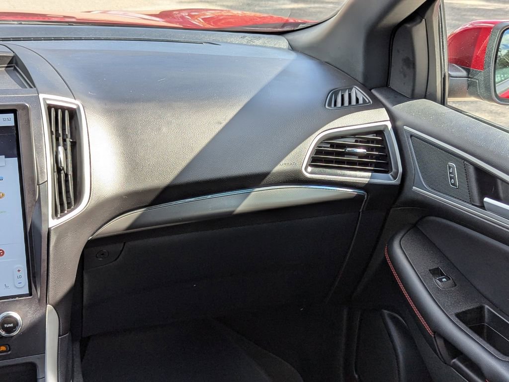 Used 2024 Ford Edge ST-Line AWD/4WD image 16