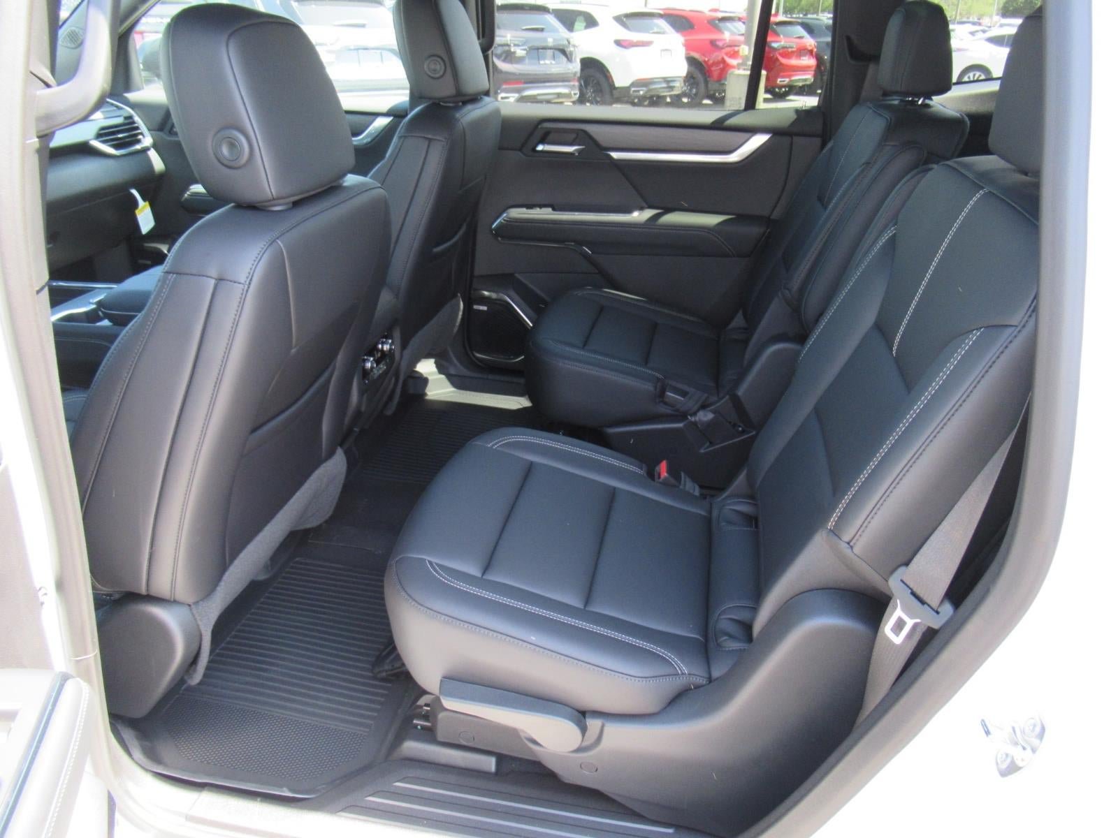 New 2026 GMC Acadia Elevation w/ Elevation Premium Package FWD image 31
