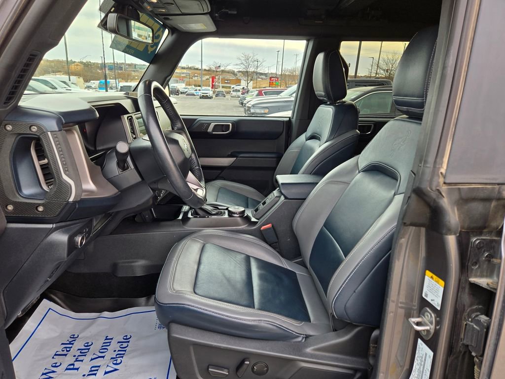 Used 2022 Ford Bronco Outer Banks w/ Sasquatch Package image 12