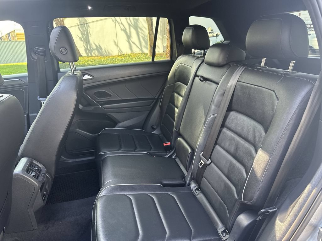 Used 2020 Volkswagen Tiguan SEL Premium R-Line AWD/4WD image 26