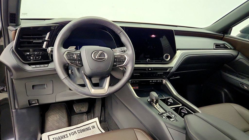 Used 2025 Lexus TX 350 AWD w/ Technology Package image 13