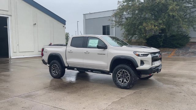 New 2026 Chevrolet Colorado ZR2 w/ Technology Package AWD/4WD image 2