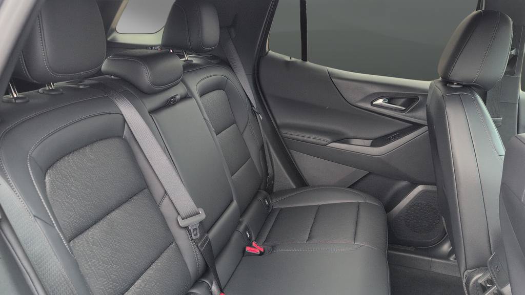 New 2026 Chevrolet Equinox LT w/ Convenience Package II AWD/4WD image 28