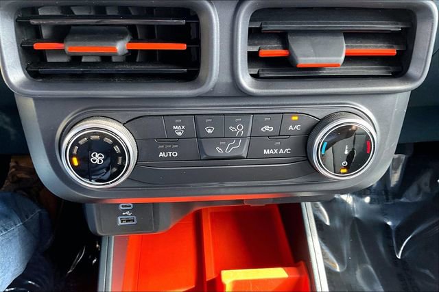 Used 2022 Ford Maverick XLT image 33