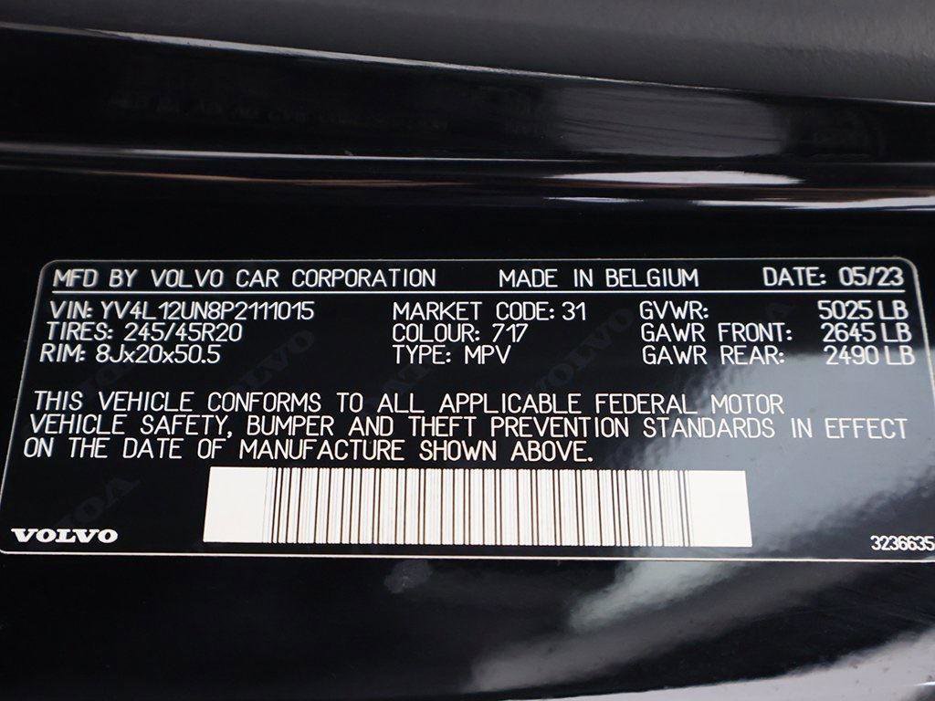 Used 2023 Volvo XC40 B5 Plus w/ Protection Package Premier image 57
