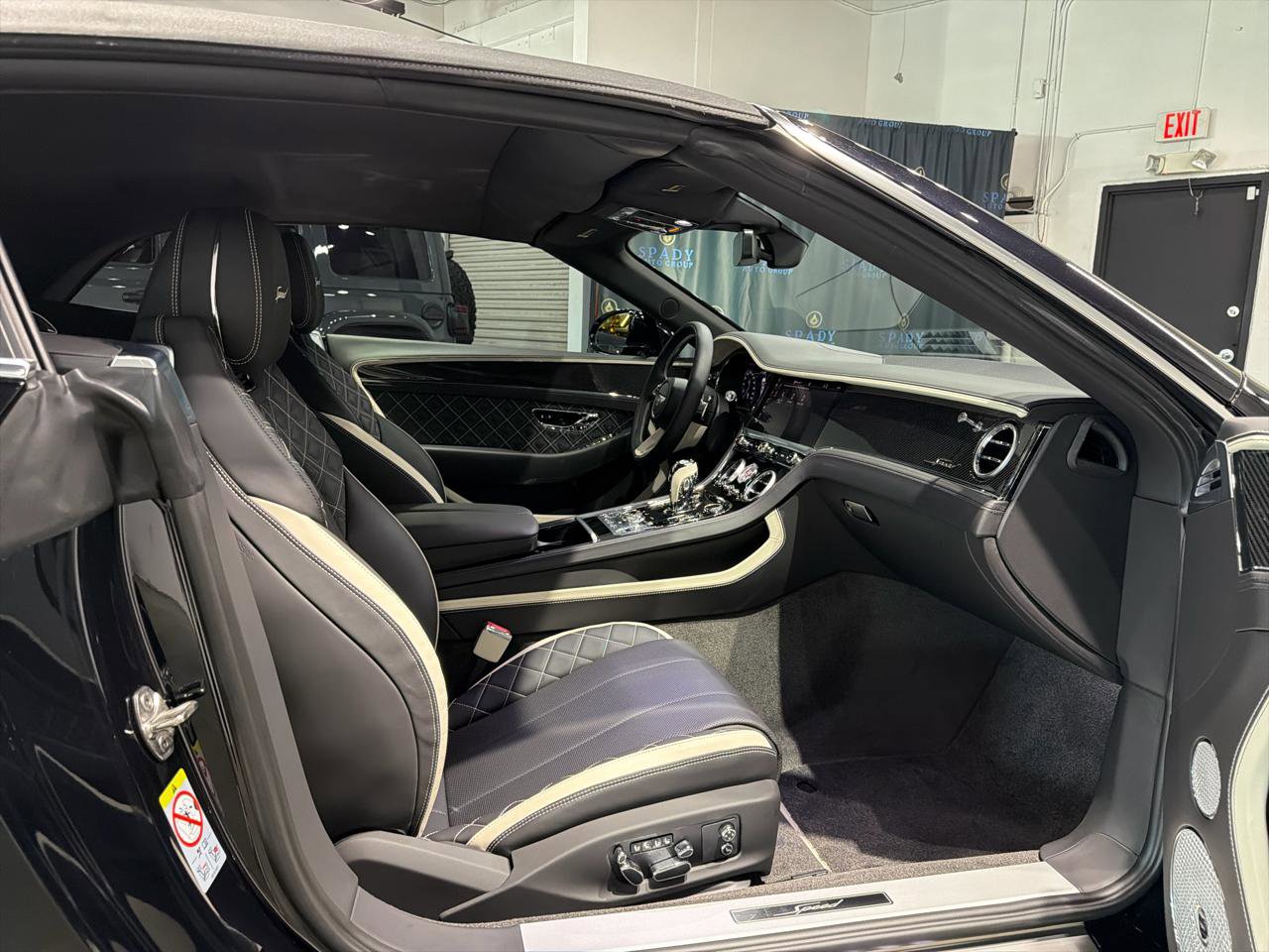 Used 2023 Bentley Continental GT Speed image 23