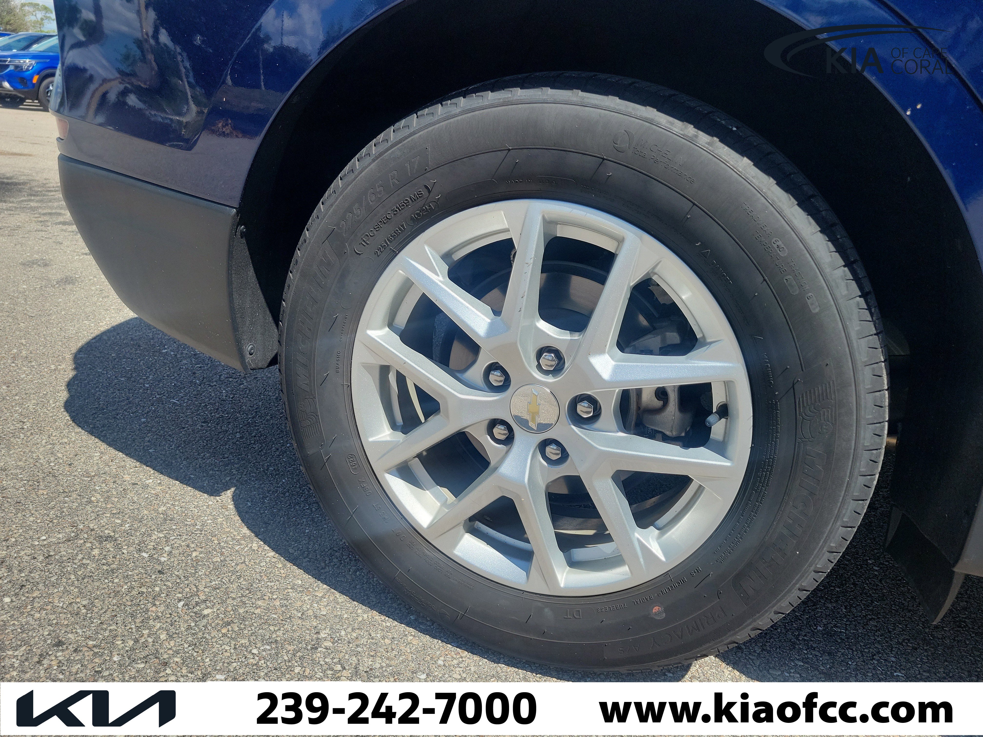 Used 2023 Chevrolet Equinox LS FWD image 9