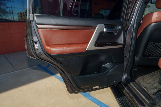 Used 2021 Toyota Land Cruiser image 23