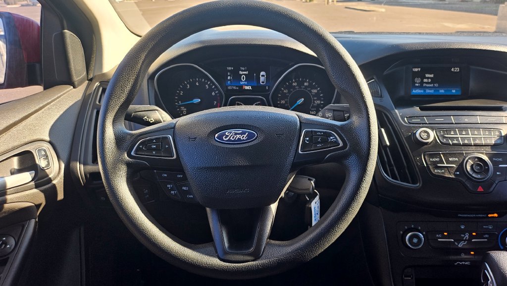 Used 2017 Ford Focus SE FWD image 29