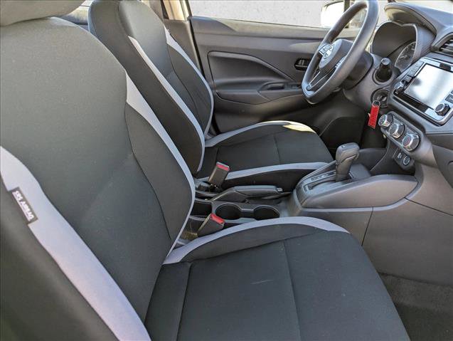 Used 2025 Nissan Versa S w/ Trunk Package image 27
