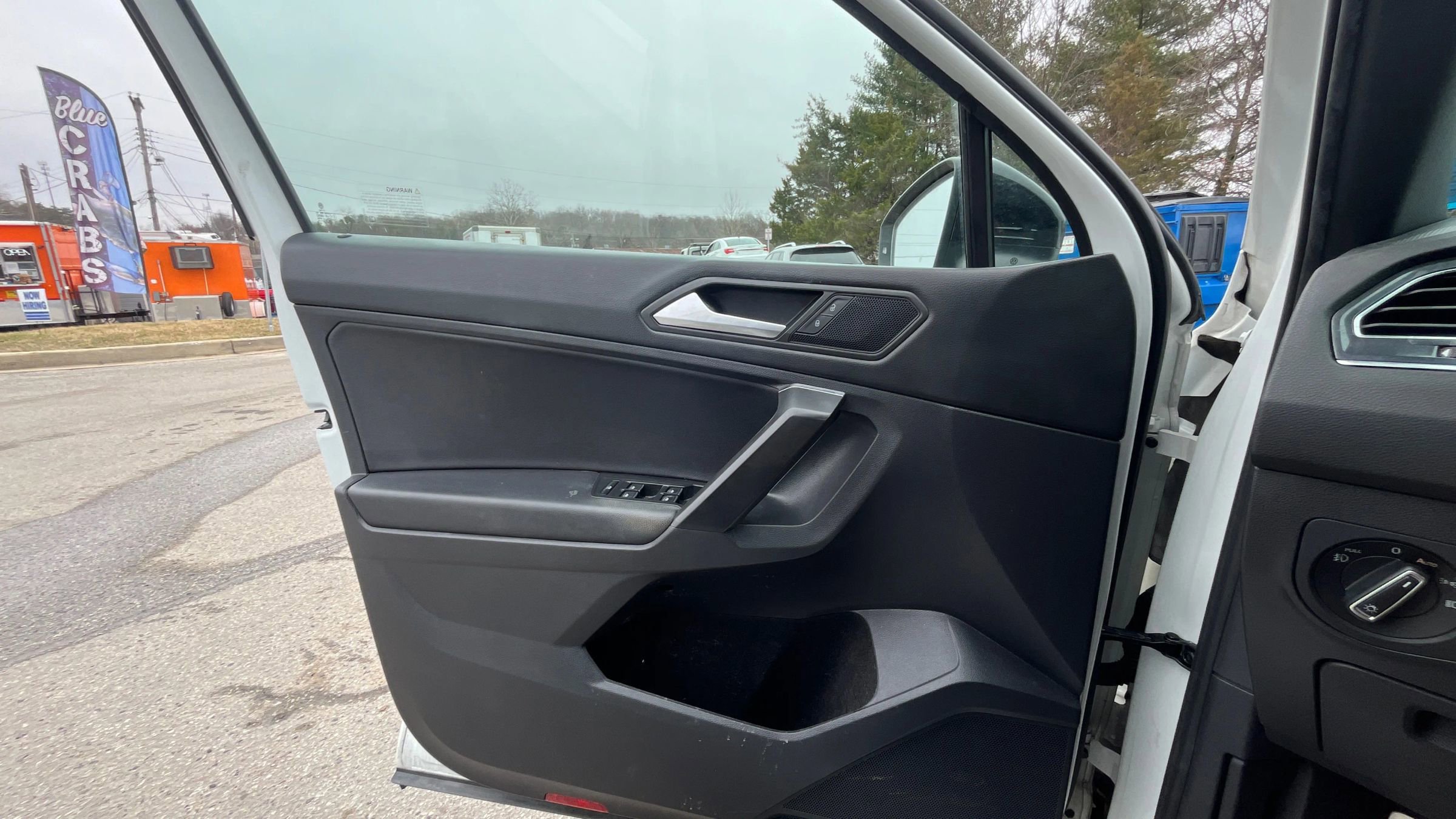 Used 2021 Volkswagen Tiguan SE R-Line image 20