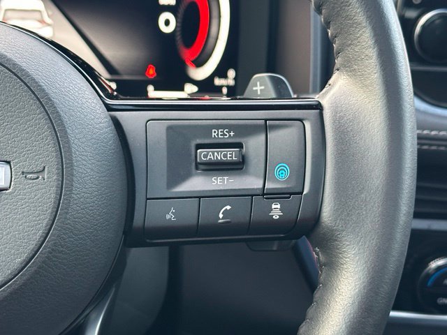 Certified 2023 Nissan Rogue Platinum w/ Platinum Premium Package AWD/4WD image 40