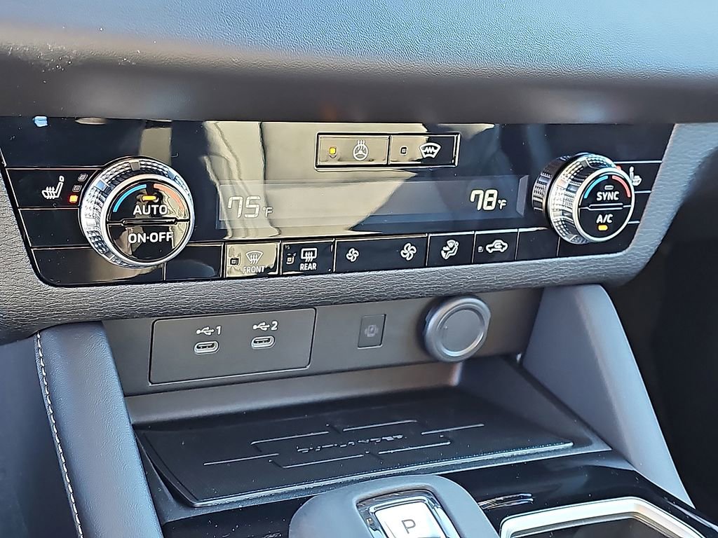 New 2026 Mitsubishi Outlander SE AWD/4WD image 16