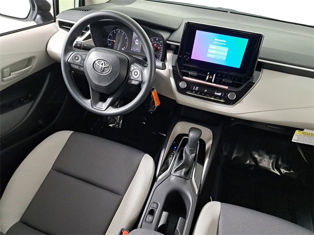 Used 2025 Toyota Corolla LE image 15