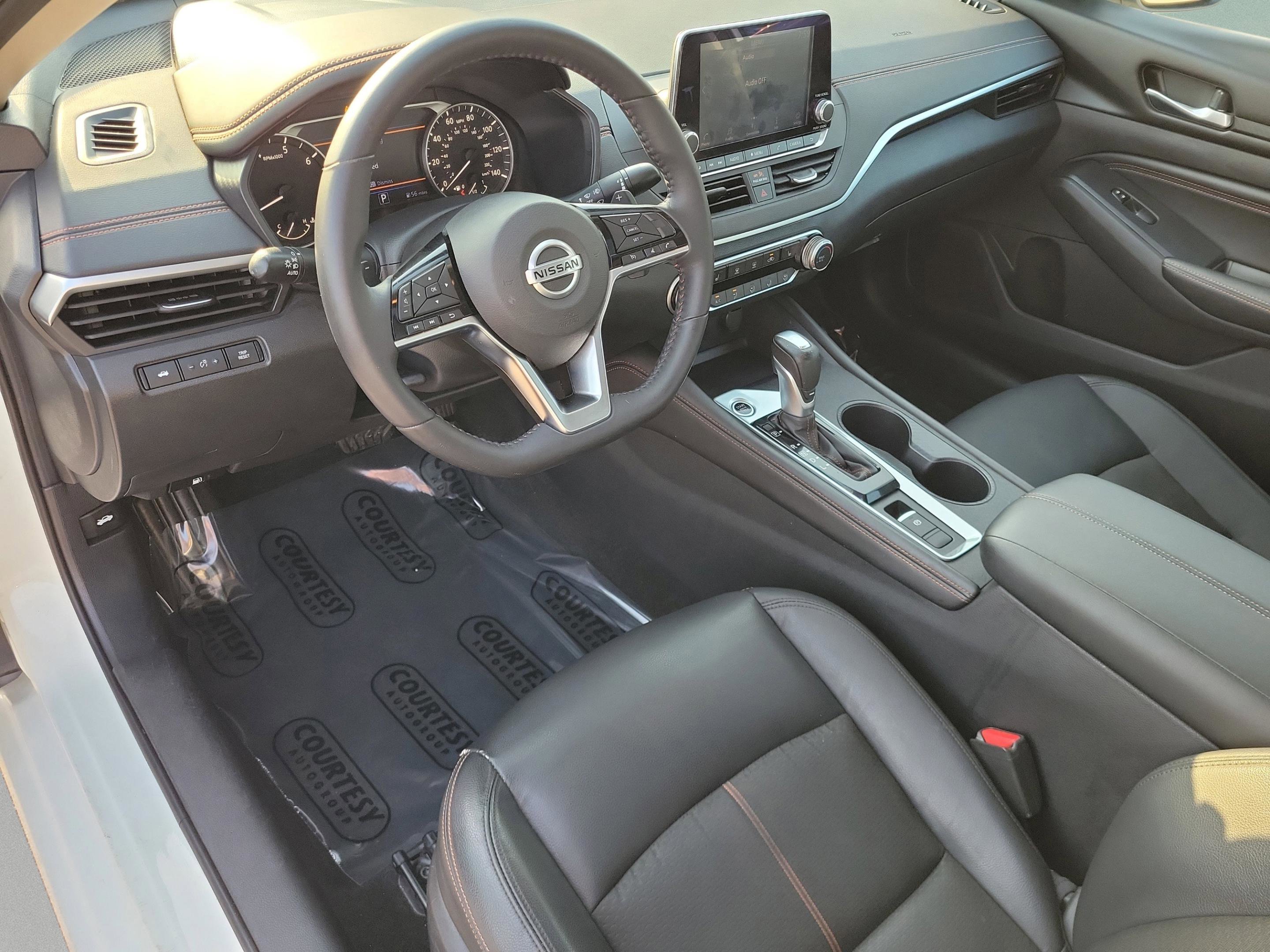 Used 2019 Nissan Altima 2.5 SR w/ SR Premium Package image 24