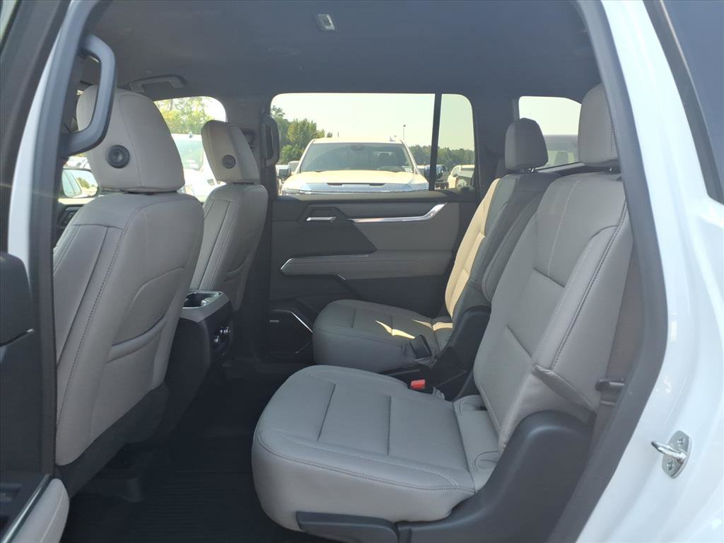New 2026 GMC Acadia Elevation w/ Elevation Premium Package FWD image 21