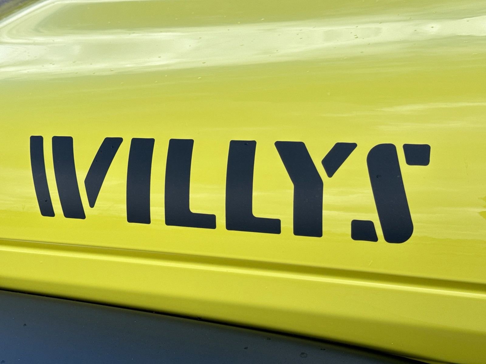 Used 2023 Jeep Wrangler Willys image 12