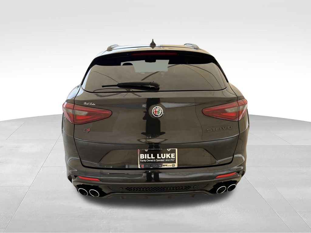Used 2021 Alfa Romeo Stelvio Quadrifoglio AWD/4WD image 11