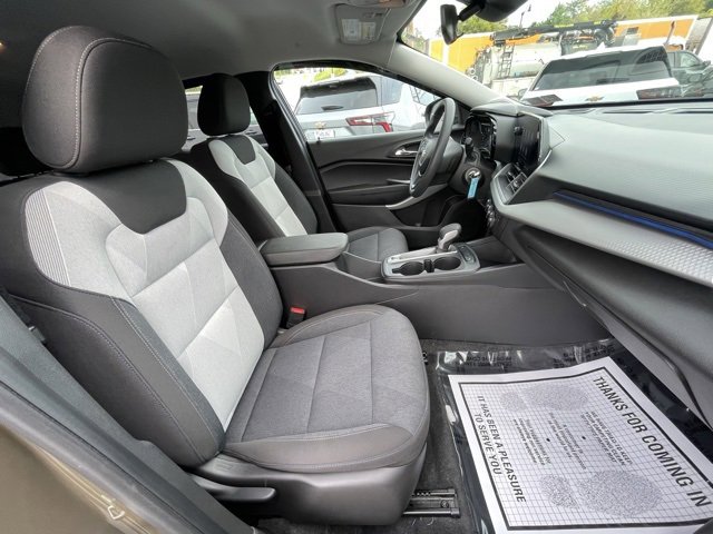 Certified 2024 Chevrolet Trax LS w/ LS Convenience Package image 35