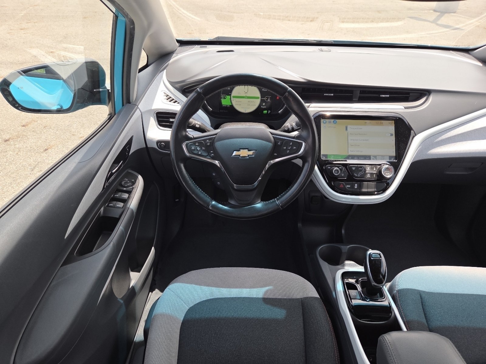 Used 2020 Chevrolet Bolt LT FWD image 23