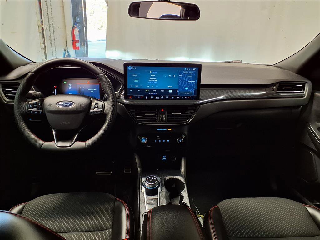 Used 2023 Ford Escape ST-Line w/ Equipment Group 301A image 11
