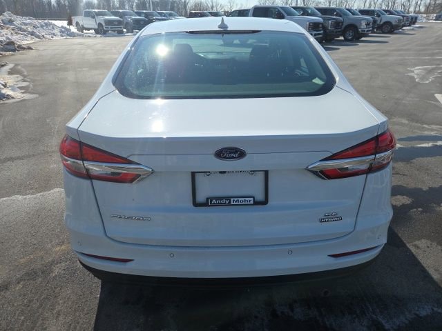 Used 2020 Ford Fusion SE image 7