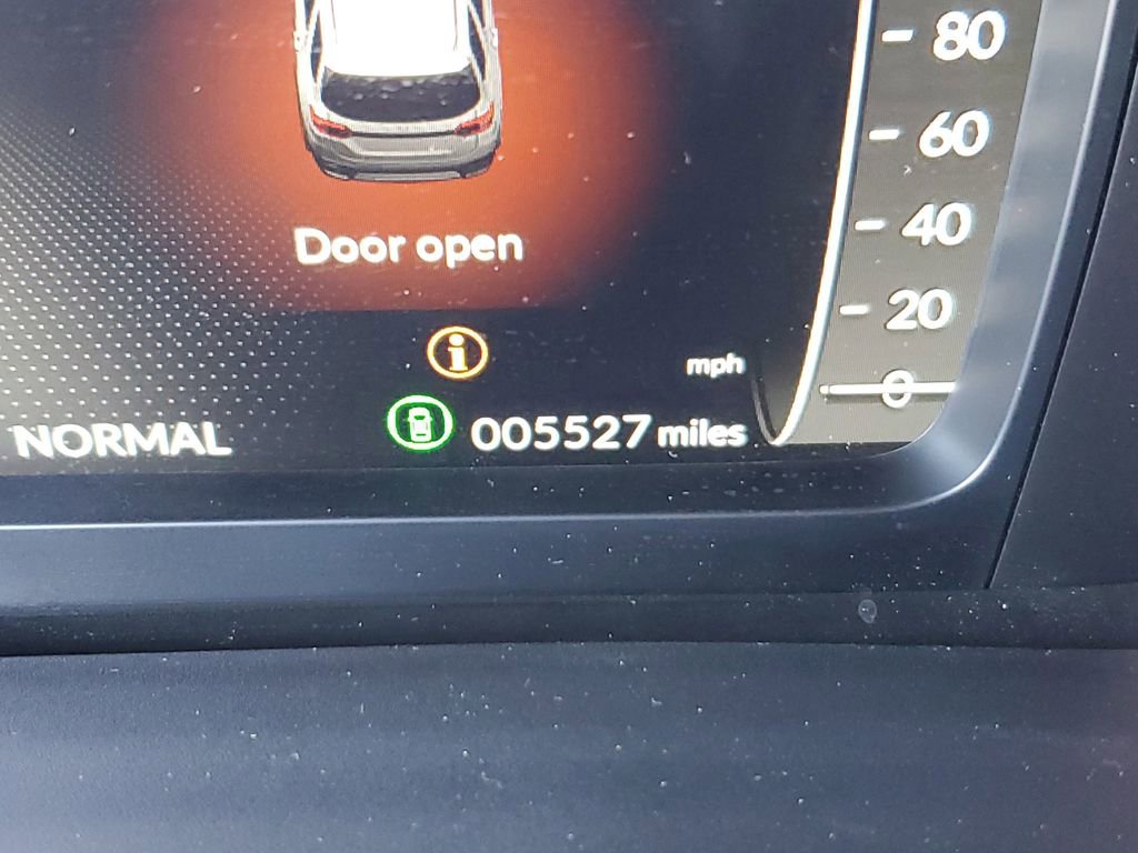 Used 2025 Honda Pilot Black Edition image 30